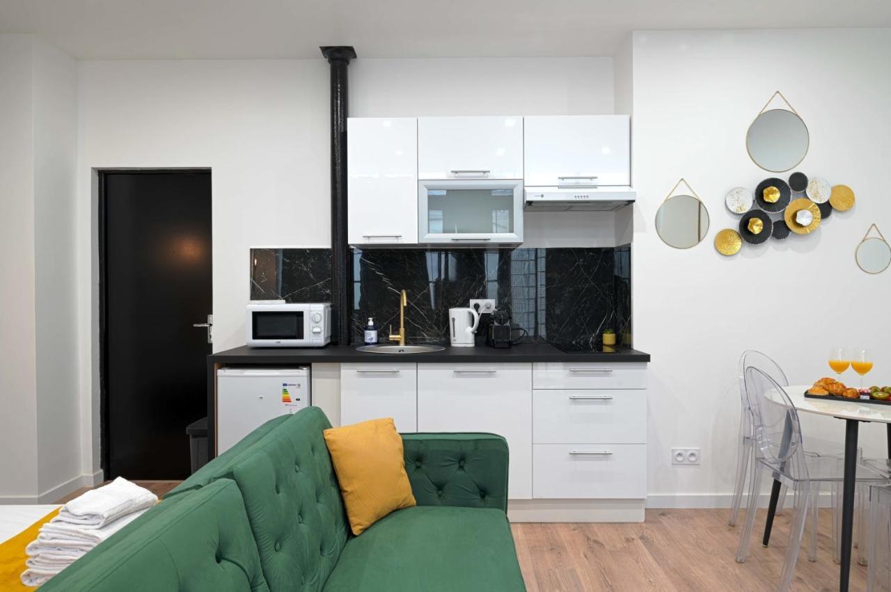 Modern Studio Apartment For 3 パリ エクステリア 写真